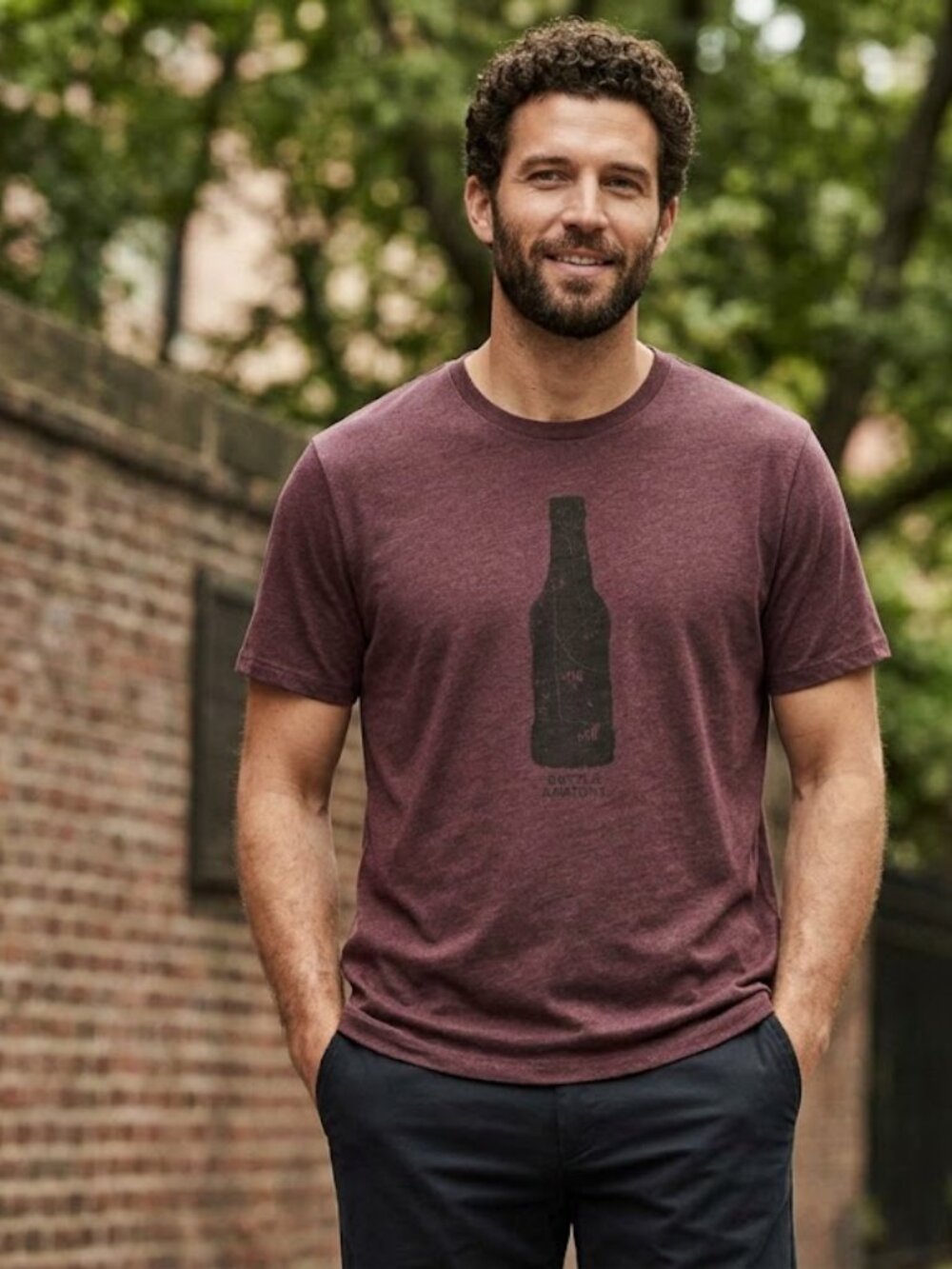 Banana Republic Factory. GRAPHIC  Vino Russo   T-SHIRT  XXL Tall‎